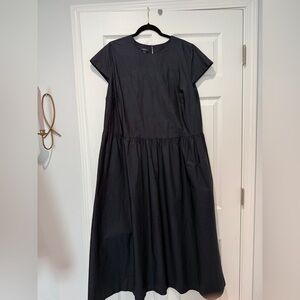 Alfani Black Smocked Midi Length Dress Women’s 2X Minimalist Style Key Hole Back